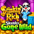 Stinkin' Rich: Skunks Gone Wild 徽标
